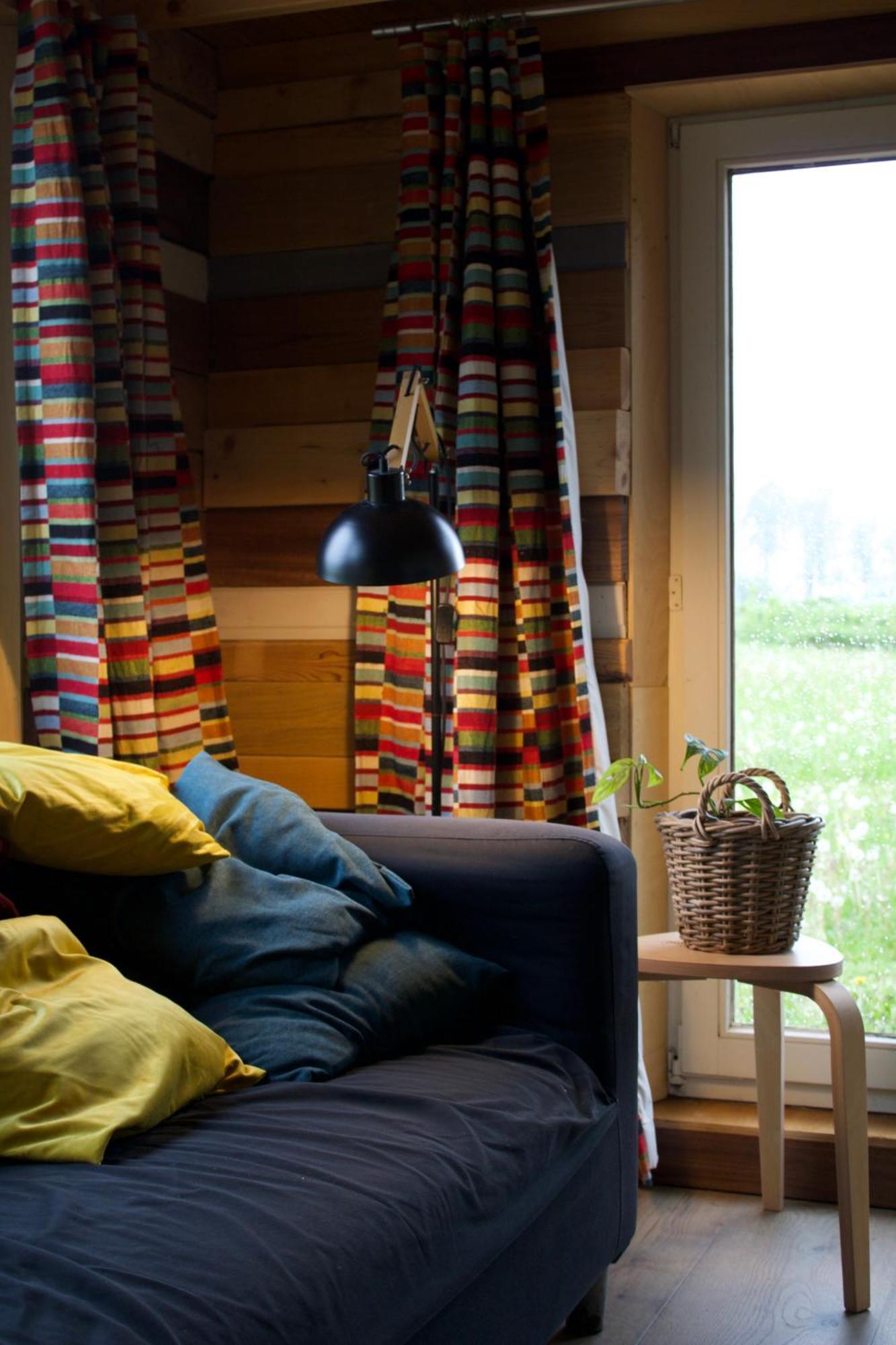 Tiny House Les Jours Heureux Sejour Nature Pres De Dinant Et Des Lacs De L Eau D Heure Villers-le-Gambon Екстериор снимка